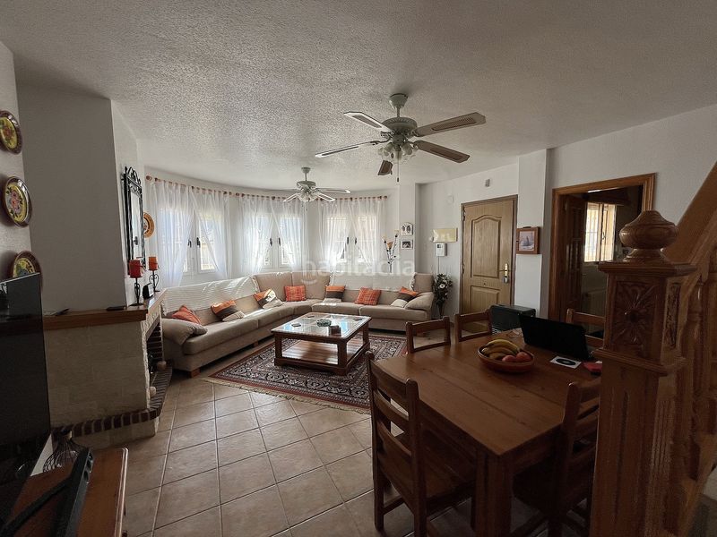 Foto 5aeda683-a230-40e5-8afa-7dec74754115. Casa amb aparcament a Castalla