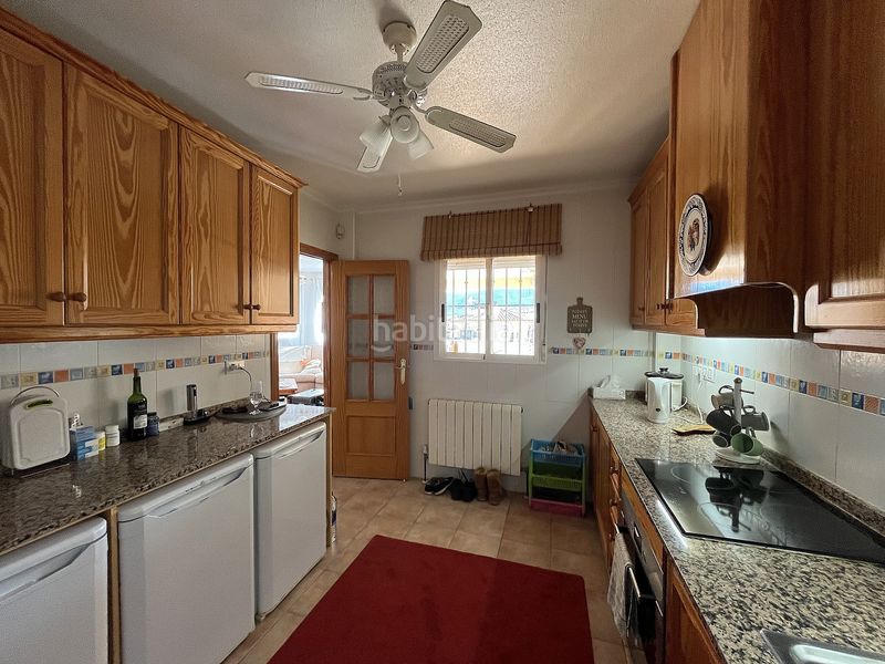 Foto 6ad997df-2c89-498f-b15c-bf49e2bb40d3. Casa amb aparcament a Castalla