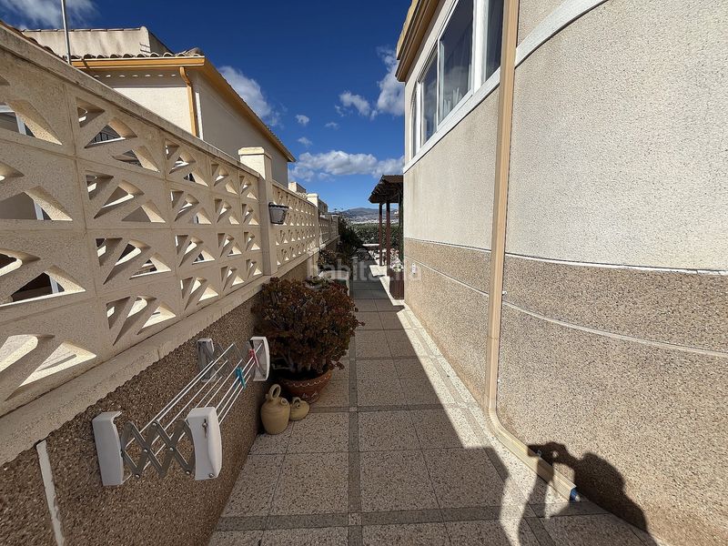 Foto b4cc934a-9e8a-47ca-a26a-1f69da6ffdcb. Casa amb aparcament a Castalla