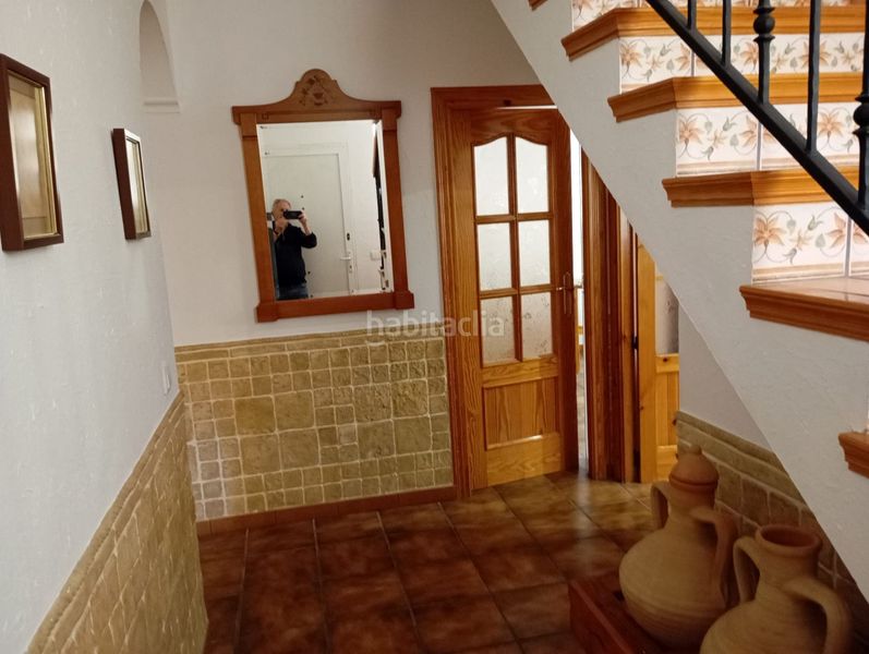 Foto ae07e854-714f-430a-93e2-499a0bfc13de. Casa amb aparcament a Yecla