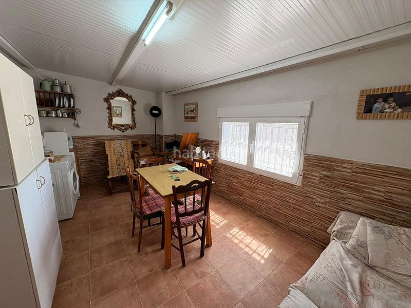 Foto 0f65bc38-4b1d-49c4-a064-314f90d9f86d. Casa amb aparcament a Yecla