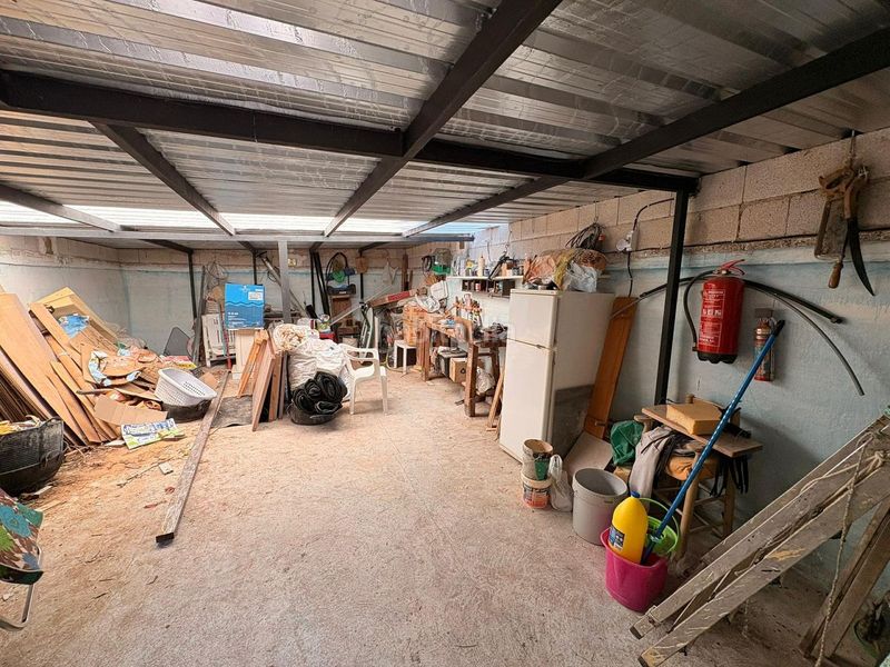 Foto 74eed1ba-f925-4f62-9d72-10f4d9eacecb. Casa amb aparcament a Yecla