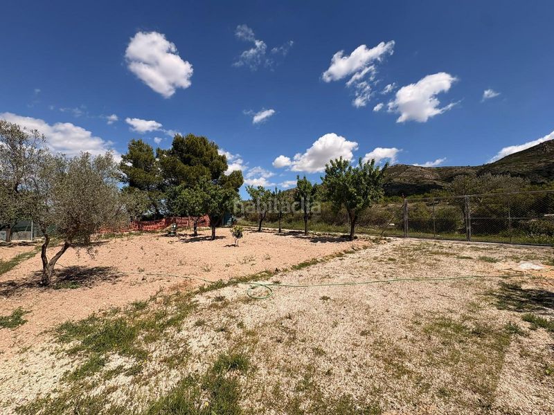 Foto cf2859fb-59e9-4009-a9f0-dda3ce1aaec5. Casa amb aparcament a Yecla