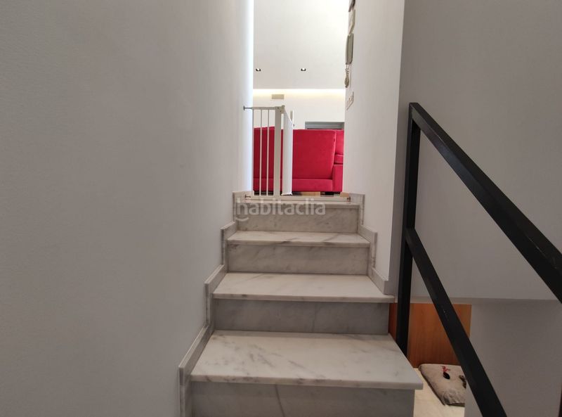 Foto 8bd5fd88-3303-4b74-8c2a-36cf75f1cc9d. Àtic a Plaza Castelar - Mercado Central Elda