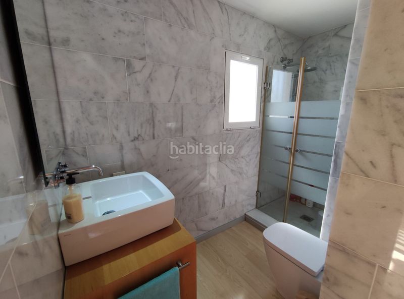 Foto ed7f3fb2-d647-47d7-8a61-02e1ef513681. Àtic a Plaza Castelar - Mercado Central Elda