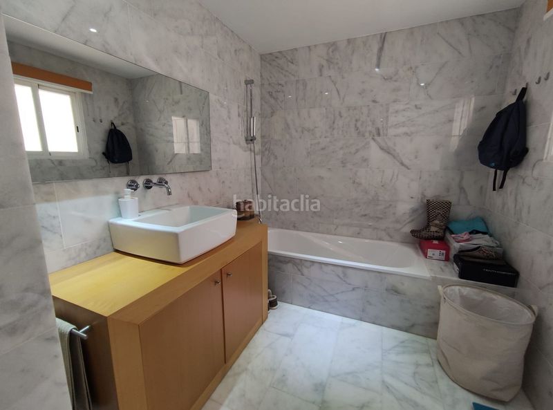 Foto ee75ade6-6b73-44da-9fe9-2c89dcaef6ff. Àtic a Plaza Castelar - Mercado Central Elda