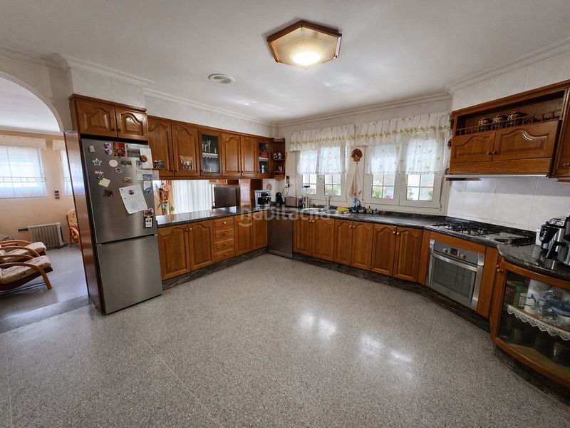 Foto 08cdca2b-74ab-4cce-9f44-a96c34e39c3c. Casa amb aparcament a Sax
