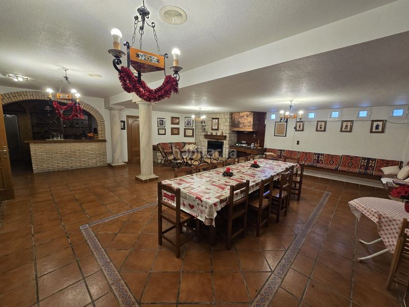 Foto b4622114-131b-41b7-b344-c0c66ff2b8a1. Casa amb aparcament a Sax