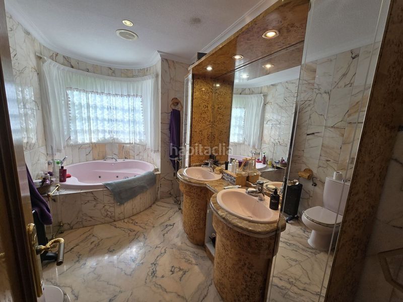 Foto bb651d3c-7d3b-4591-866e-dcce202075fe. Casa amb aparcament a Sax