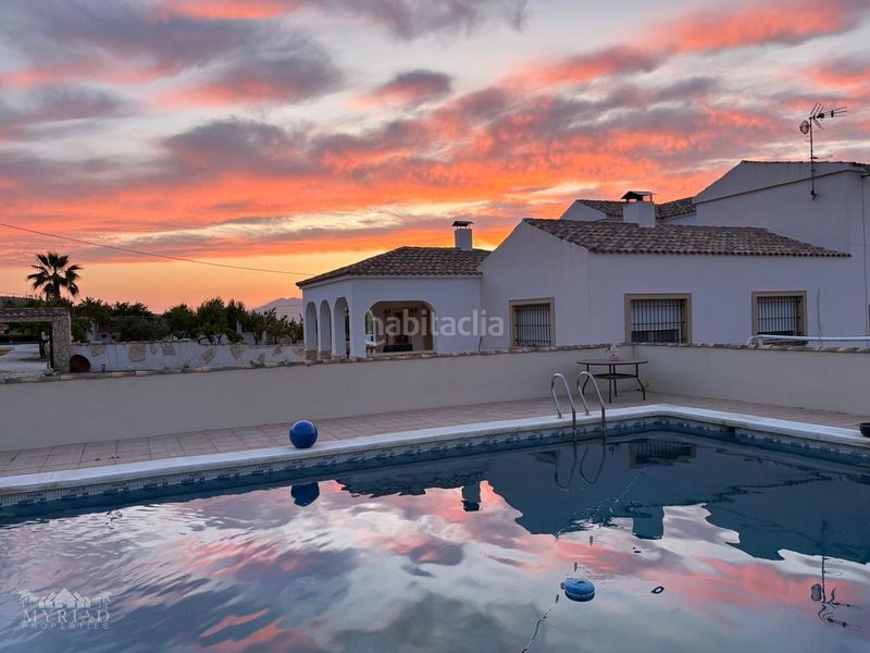 Foto b1abadad-0a06-4dd2-a830-4edd94f8c33c. Casa a Pinoso