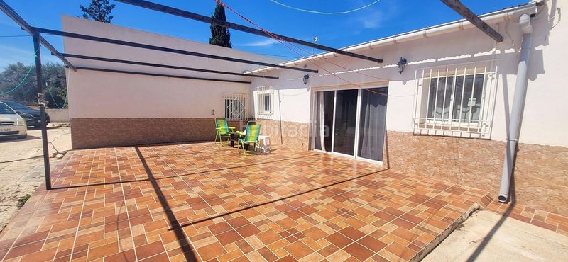 Foto c9671f07-e5e7-400d-9d90-30268f1b3b0d. Casa a Romana (la)