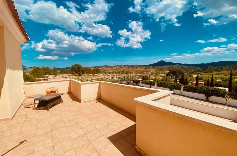 Foto 24355f16-04a7-4722-afd5-bd20c6d44494. Casa amb aparcament a Abanilla