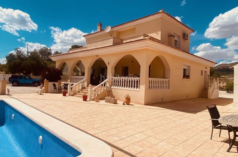 Foto 51f36a0f-3fb4-48cf-9410-b7f6e5fd62b1. Casa amb aparcament a Abanilla