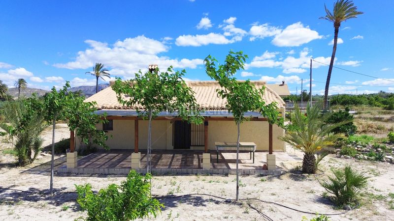 Foto 23398de9-3010-4a54-a04b-9c1f06c78ae9. Casa amb aparcament a Abanilla