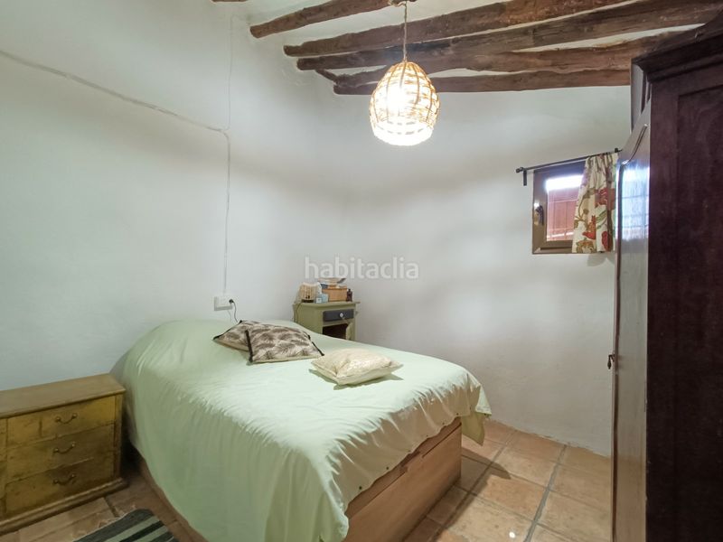 Foto c8ec2bb4-a39a-4914-a0fe-e4f58e66ed1c. Casa amb aparcament a Abanilla