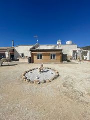 Chalet in Pinoso