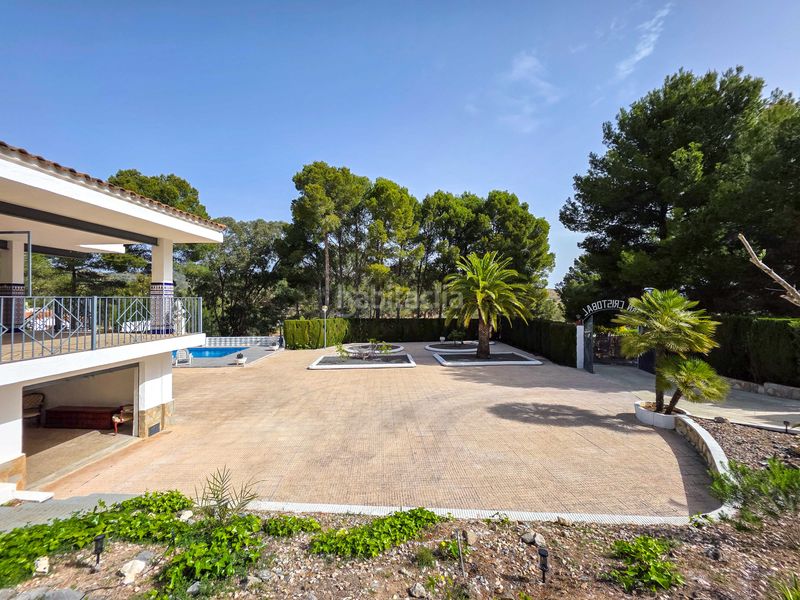 Foto 4aecd84b-67a6-4fd2-a7ee-70fe829f6421. Casa amb aparcament a Monòver