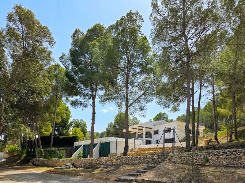 Foto 706158e6-3499-4459-9b6f-b32ed667ee57. Casa amb aparcament a Monòver
