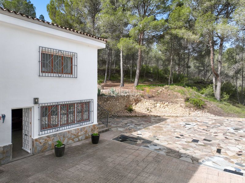 Foto d6abeba7-5f46-4284-8230-98c3f114110c. Casa amb aparcament a Monòver