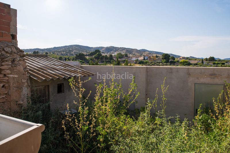 Foto be5c27e7-d0fb-4e87-bd3d-e85bfe7b70cd. Casa adossada a Yecla