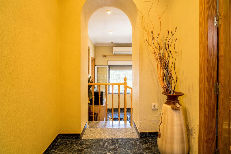Foto 1fc73fd0-6a2d-4ad2-91c4-96a05ebd9f9d. Casa adossada a Monòver
