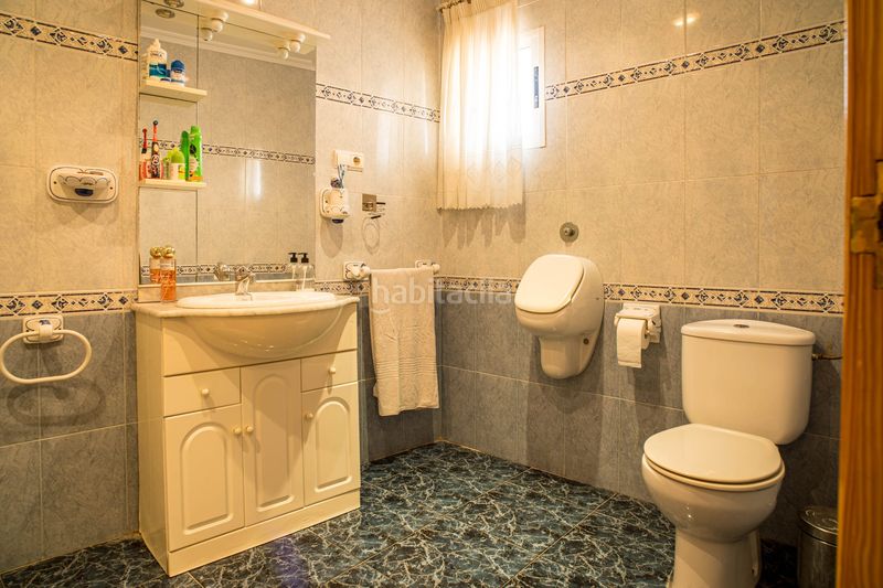 Foto 5fd986bc-242a-4761-b84f-946082e25ec2. Casa adossada a Monòver