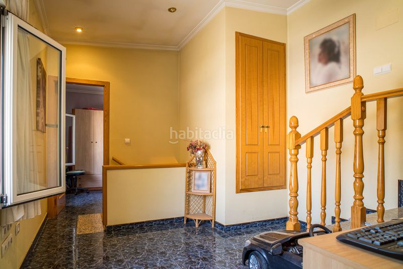 Foto a20287b2-7a5e-46a8-a55e-b31ac820e900. Casa adossada a Monòver