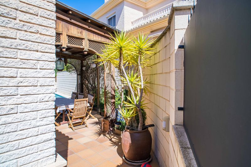 Foto e19bffce-a5be-4cd2-8d27-9417103584bd. Maison dans Centro Elda