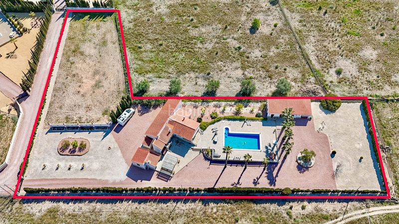 Foto 4874ea58-dabe-4bd1-a112-26803b5bea20. Casa amb aparcament a Abanilla