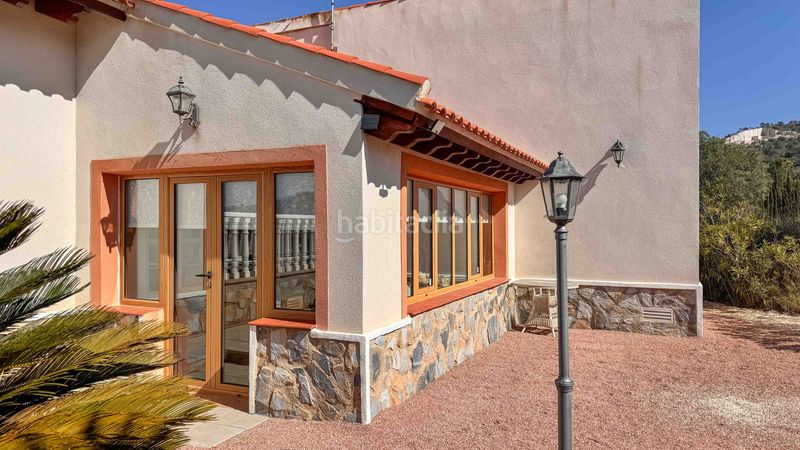 Foto fc4aa558-8449-4f6d-a6ff-a027e1447108. Casa amb aparcament a Abanilla