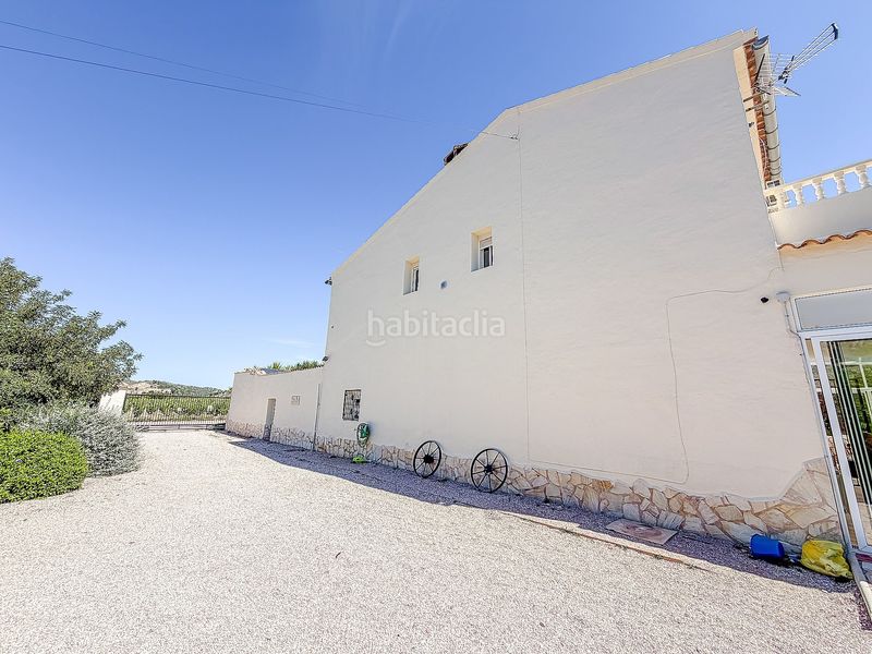 Foto adf38a0e-7e3b-4964-8a08-9efc1a5d87f6. Casa a Abanilla
