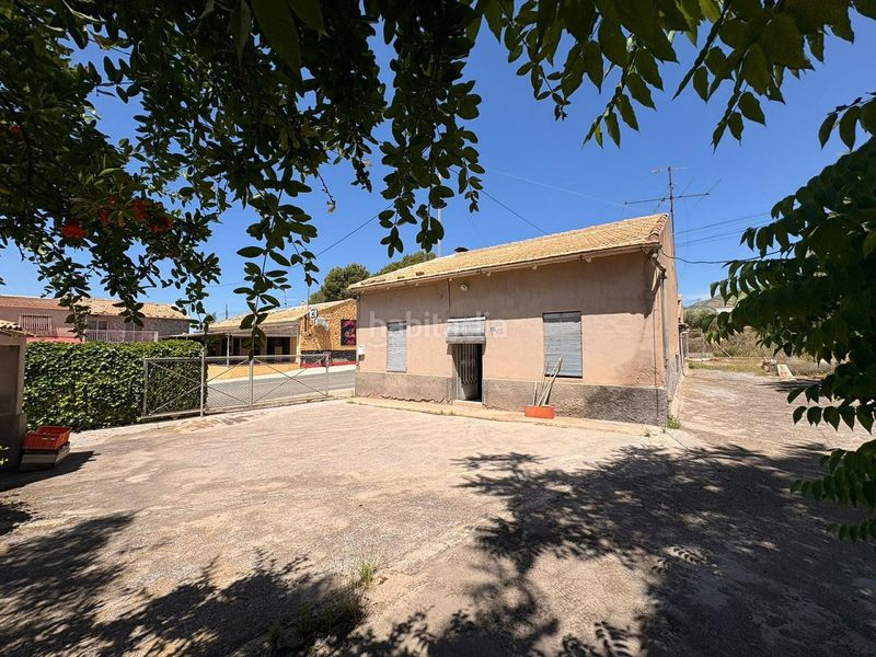 Foto ed631565-3a23-47d6-a8a9-022ab25629af. Masia amb aparcament a Romana (la)