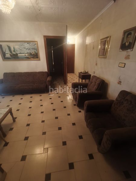 Foto d4ed2753-547e-4b86-b8e4-18e9a1bc9636. Masia amb aparcament a Abanilla