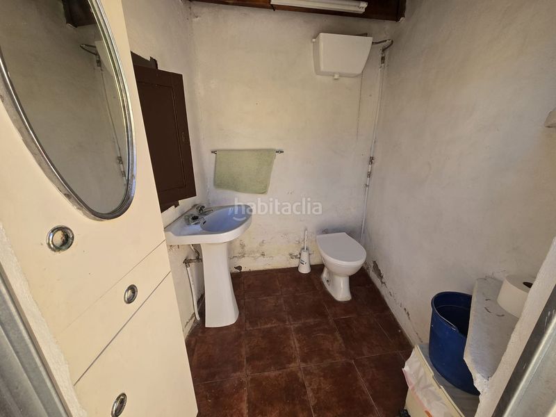 Foto f312cb64-3a5d-4bf3-99f3-89d2131c7e35. Casa adossada amb aparcament a Sax