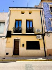 Casa adossada a Pinoso