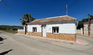 Maison jumelée à Algueña