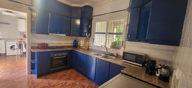 Foto 998da3fb-0b6e-4fb3-bb96-4c210b787aa2. Casa amb aparcament a Abanilla