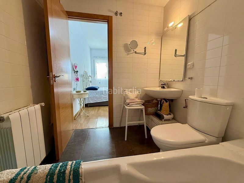 Foto 3c65d6f1-ca22-4586-80ee-f129554c3915. Apartament amb aparcament a Yecla