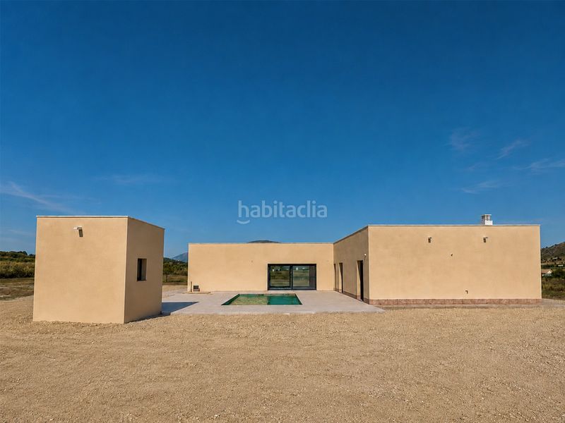 Foto 2f86d0b5-3727-4274-b3e8-a0ae6865688e. Casa amb aparcament a Abanilla