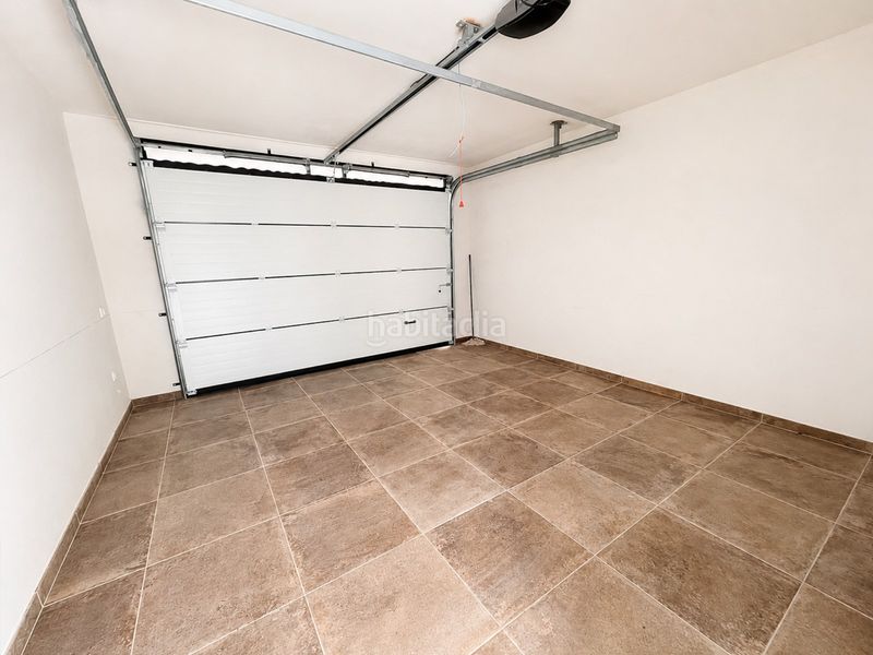 Foto b32998fc-ee9d-4ae7-8bf3-5eee321f79fb. Casa amb aparcament a Abanilla