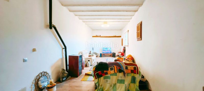 Foto f2a527f3-c015-47a9-b9c6-768c53a2f6d4. Masia a Monòver