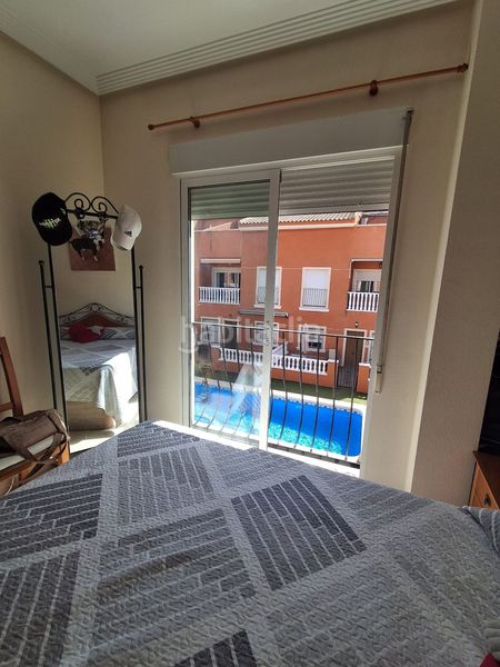 Foto 5c5ff702-ee88-41e7-93e5-84a889a310f2. Apartament amb aparcament a Catral