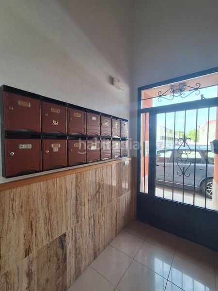 Foto c3698199-5b04-4e16-b19e-b76a2f941676. Apartament amb aparcament a Catral