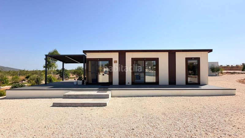 Foto d864b48e-211f-4d63-88f0-9b80ea10099c. Casa a Pinoso