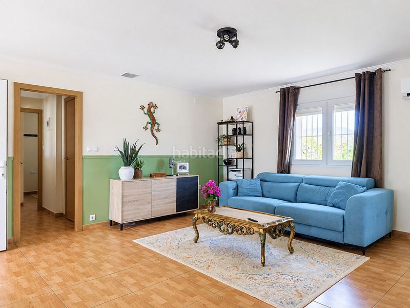 Foto 1544d541-7717-4539-b353-63b84ed4505d. Casa amb aparcament a Pinoso