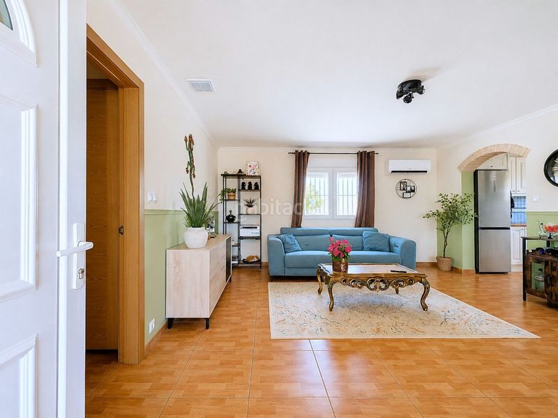 Foto 72f046a8-f3a3-4ce9-b48b-b9d3e2a8b109. Casa amb aparcament a Pinoso