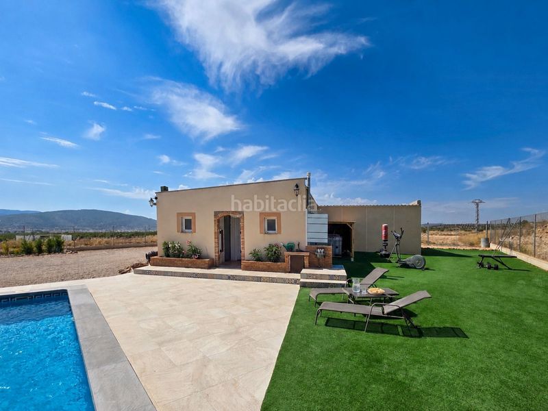 Foto e549be59-9610-46fc-adab-81f5a12d2a48. Casa amb aparcament a Pinoso
