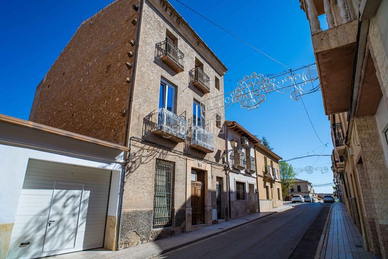 Foto d7f51761-dcaa-475f-ae50-47da57fa02b0. Casa amb aparcament a Pinoso