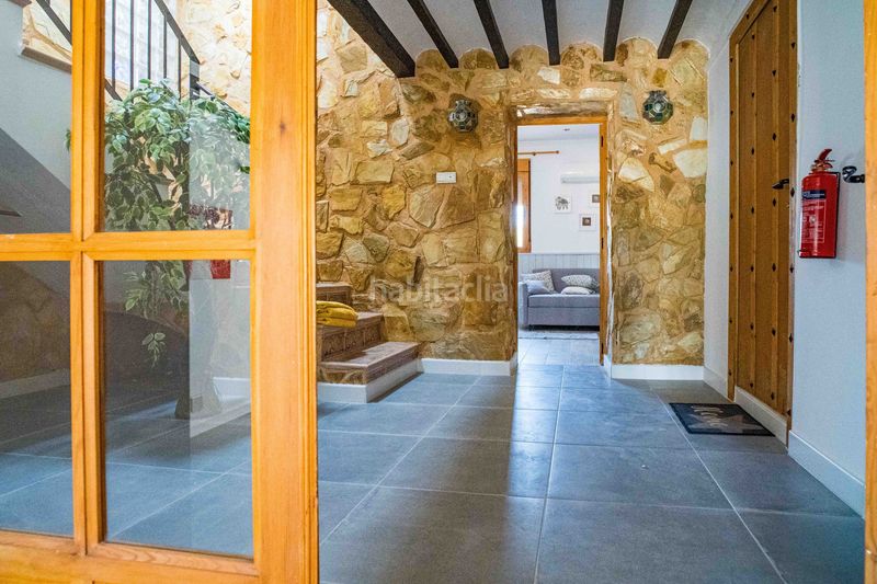 Foto 5d9c3772-2611-40f7-95a6-4b2cbd2e0353. Casa amb aparcament a Pinoso
