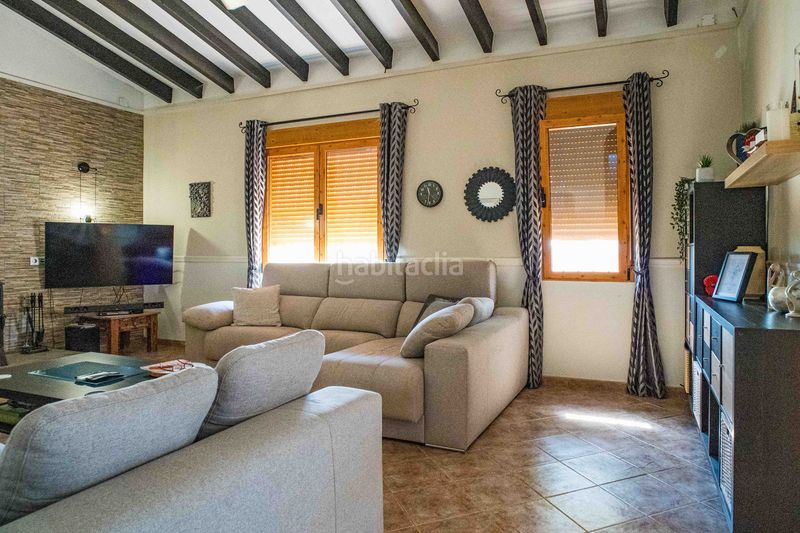 Foto b32dbb7e-7fd7-4ae5-9533-45c7ccead611. Casa amb aparcament a Pinoso